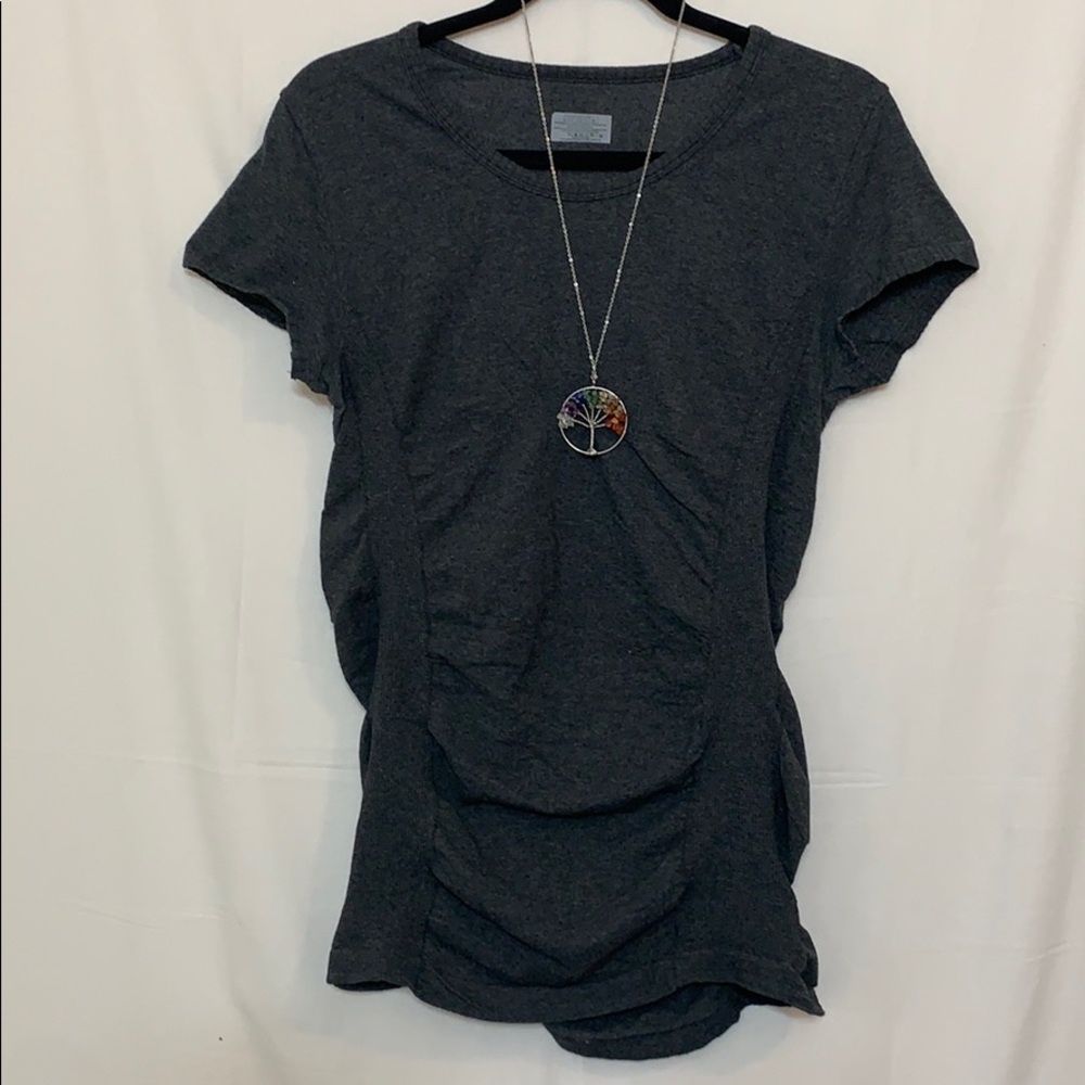 Athleta ribbed maternity work out shirt size M.
